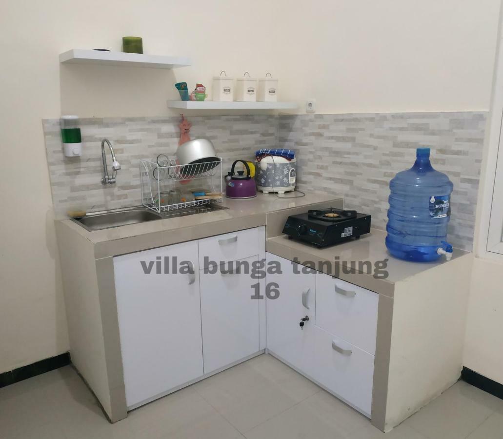 Villa Syariah Bunga Tanjung 16バトゥ エクステリア 写真
