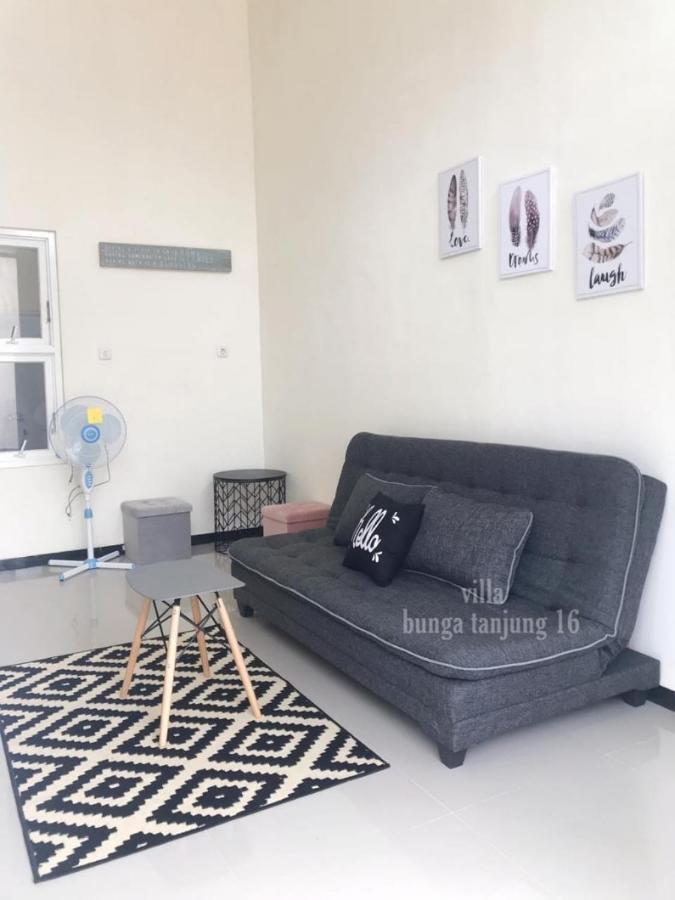 Villa Syariah Bunga Tanjung 16バトゥ エクステリア 写真