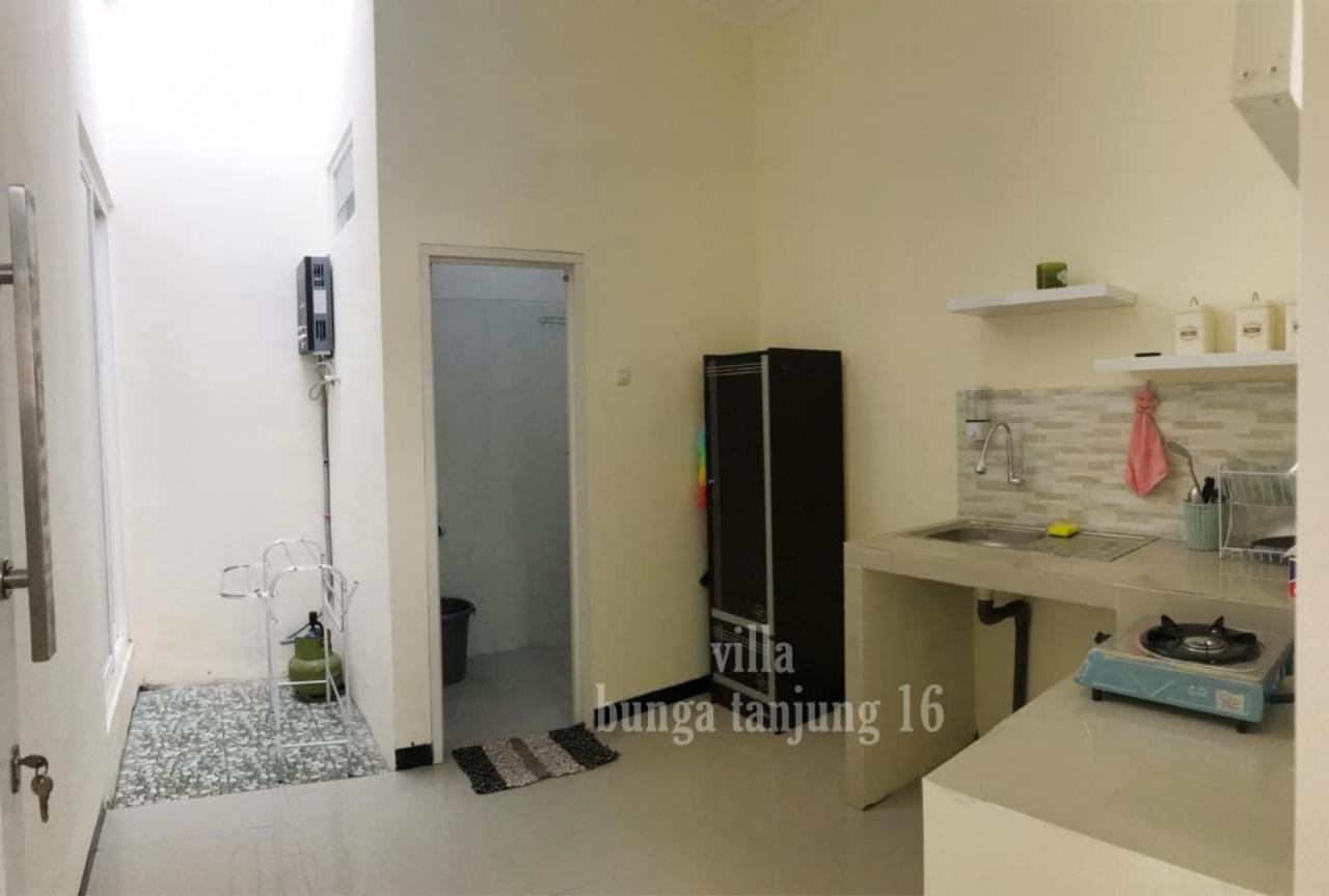 Villa Syariah Bunga Tanjung 16バトゥ エクステリア 写真